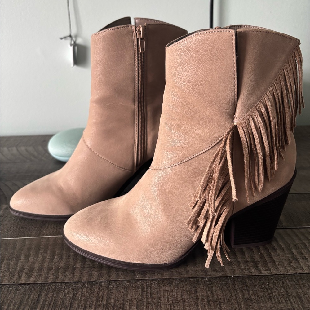 Maurice’s fringe booties, size 9.